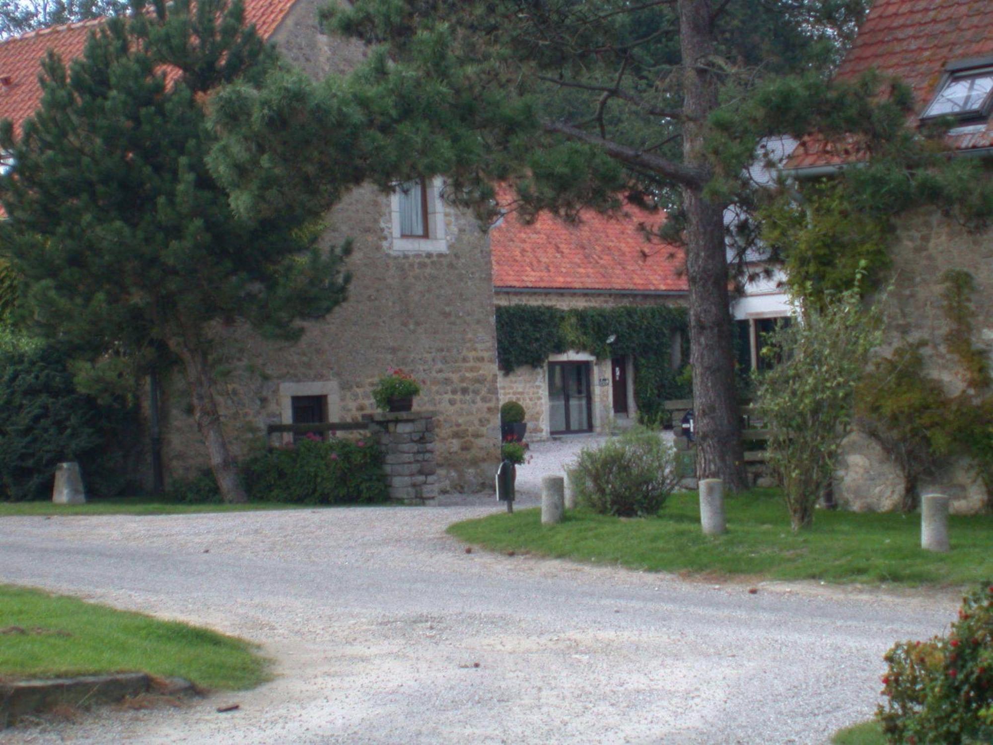 Logis La Ferme Du Vert Wierre-Effroy Exteriör bild