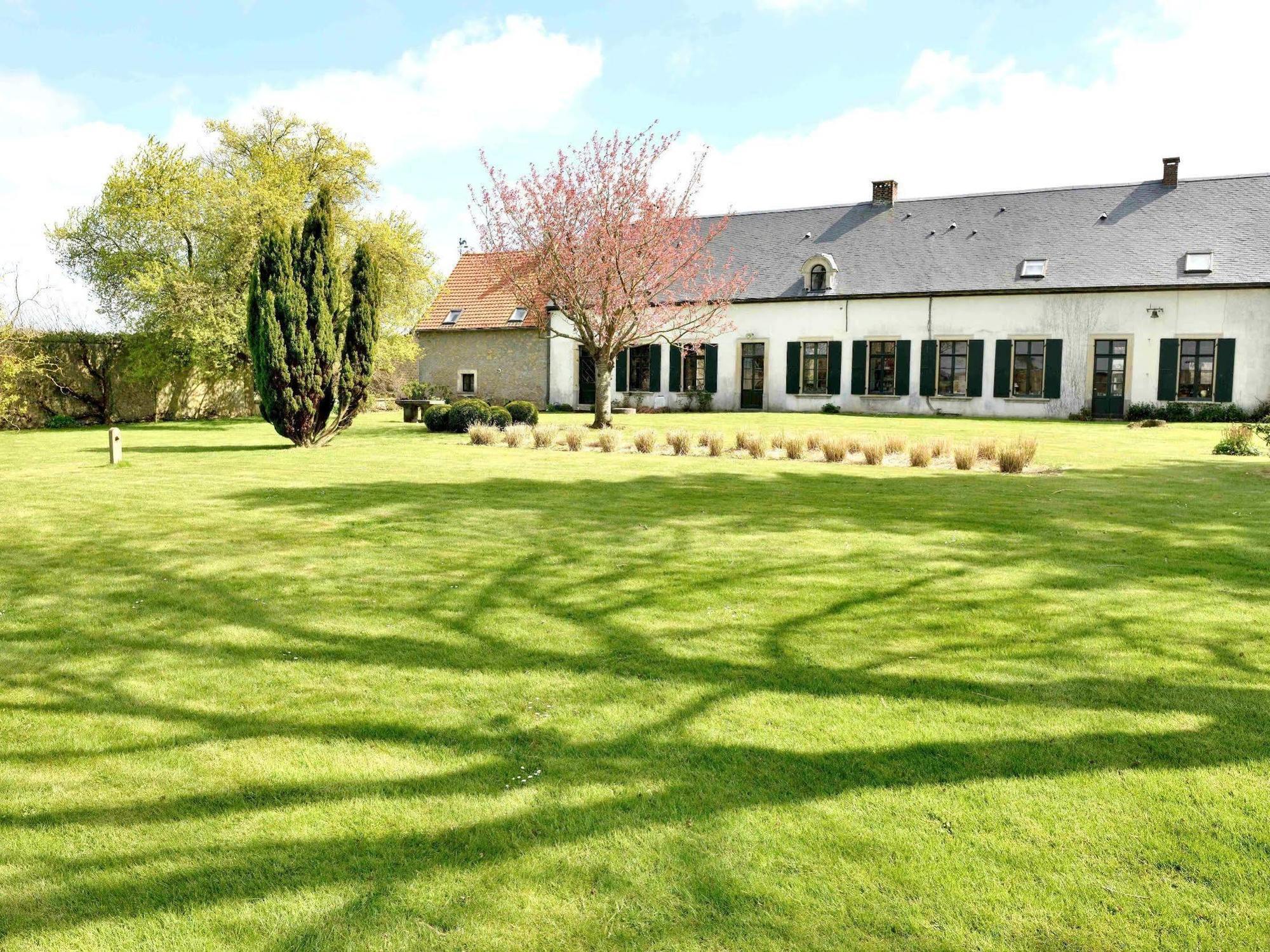 Logis La Ferme Du Vert Wierre-Effroy Exteriör bild
